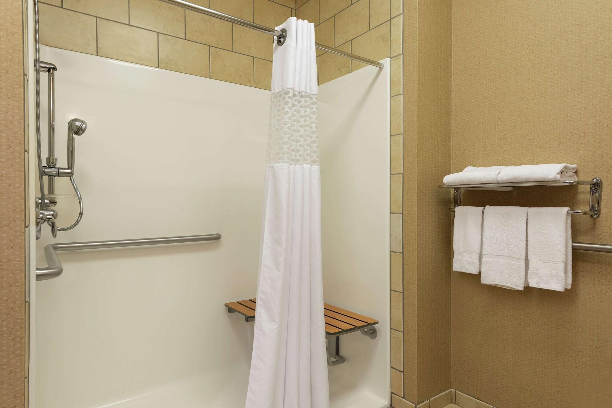 Hampton Inn Warsaw Luaran gambar