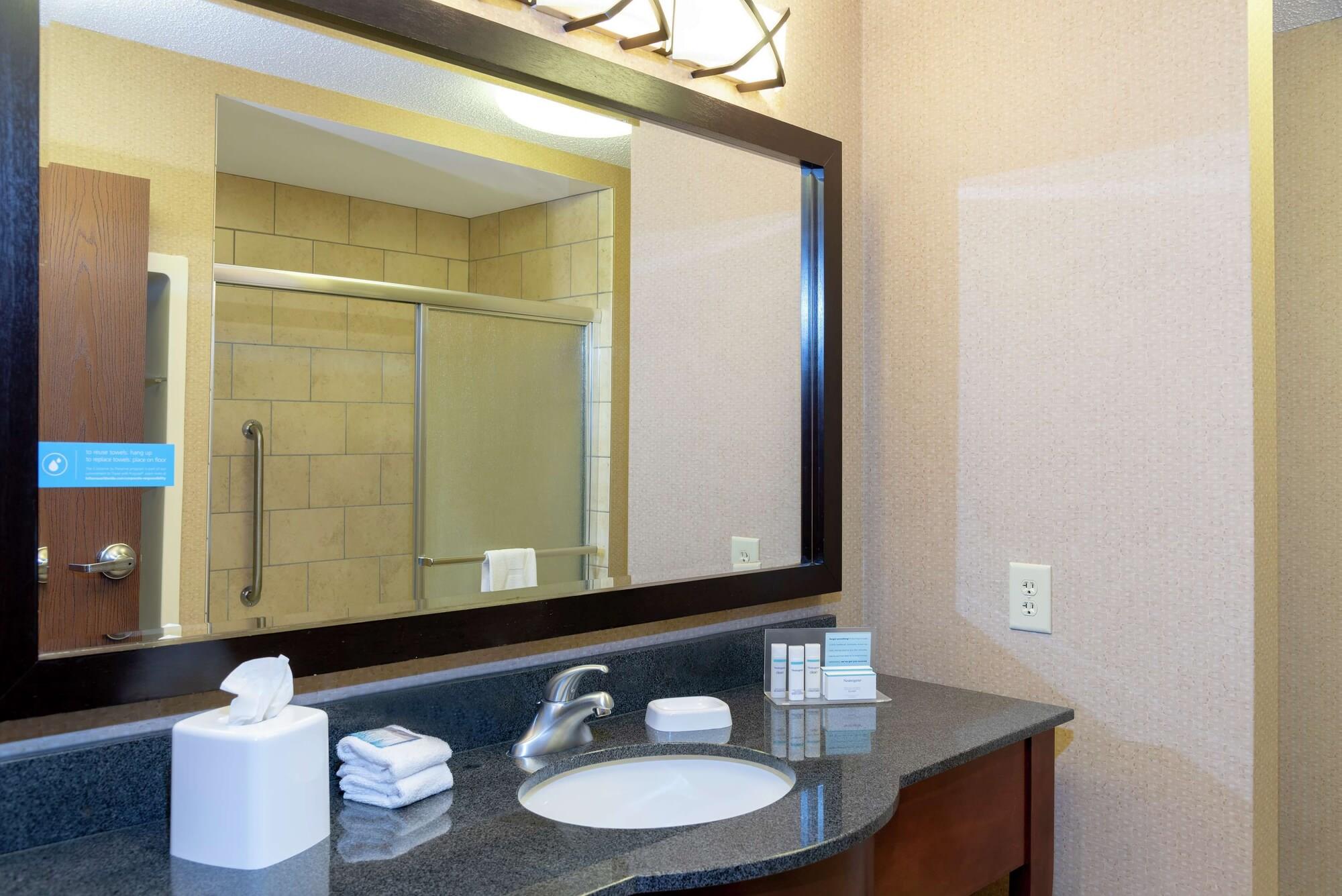 Hampton Inn Warsaw Luaran gambar